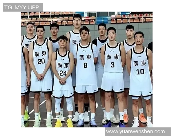 任骏飞领衔球队奋战新赛季展现卓越篮球才华与团队精神